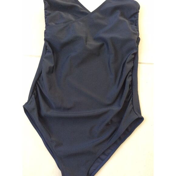 Wolf & Whistle Swim Swimwear Ruched One Piece Swimsuit - Picture 3 of 7